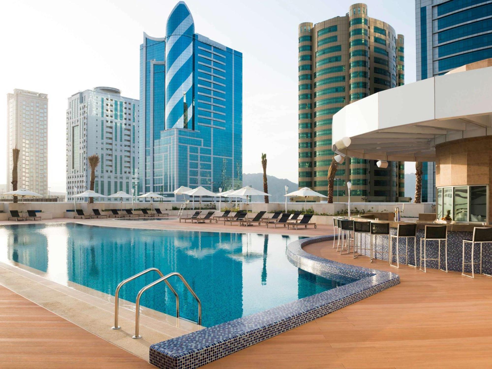 Novotel 4*